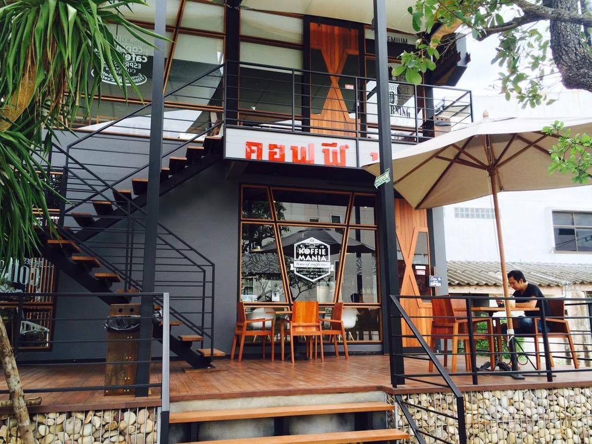 Loft Mania Boutique Hotel Chumphon Exteriör bild